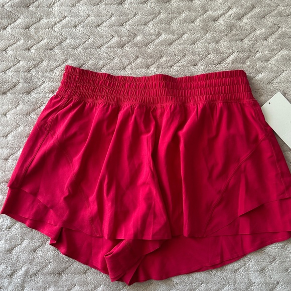 Lululemon shake it outs L - Picture 1 of 2